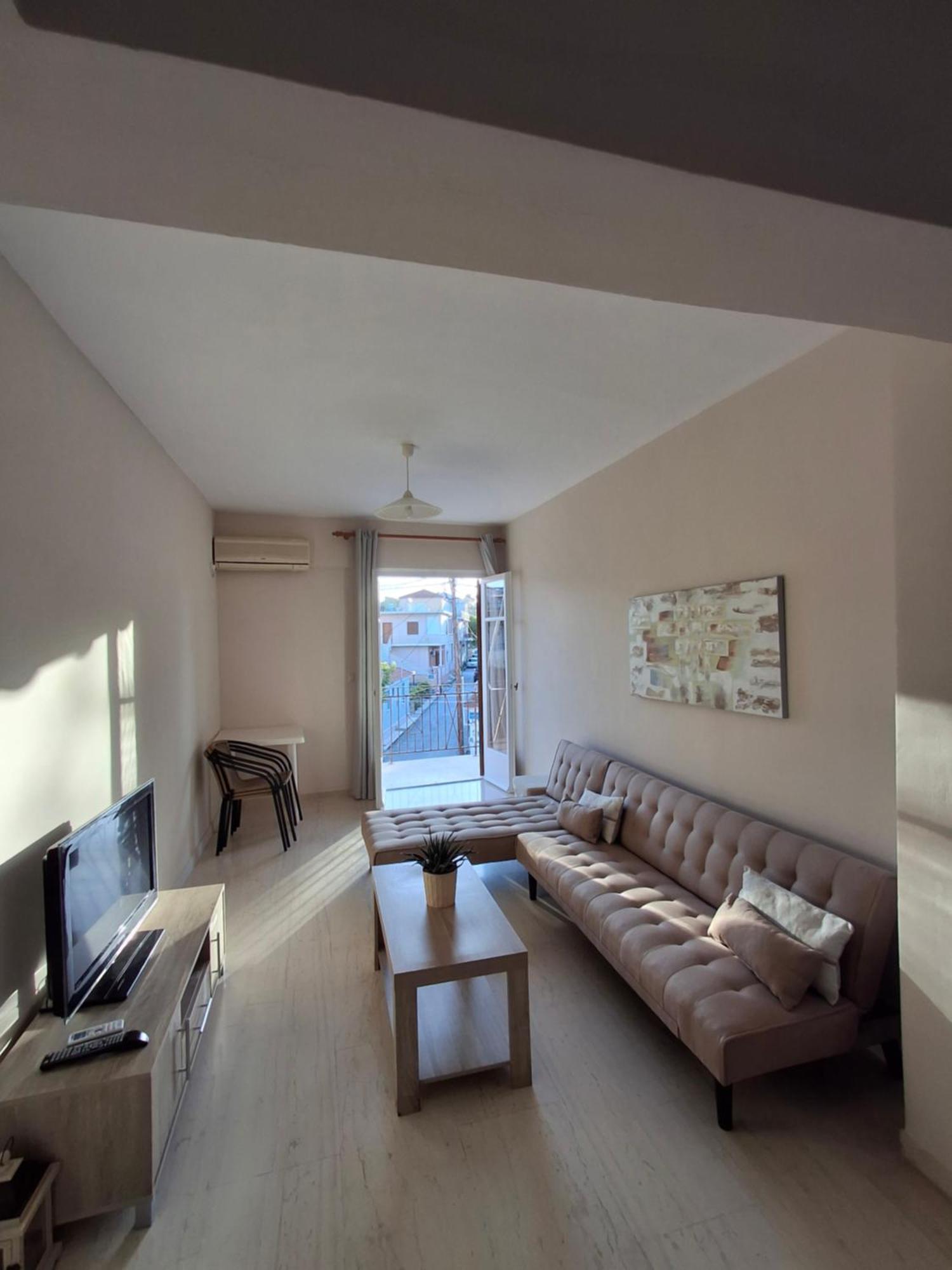 Tasias Apartments Lixouri Exterior foto